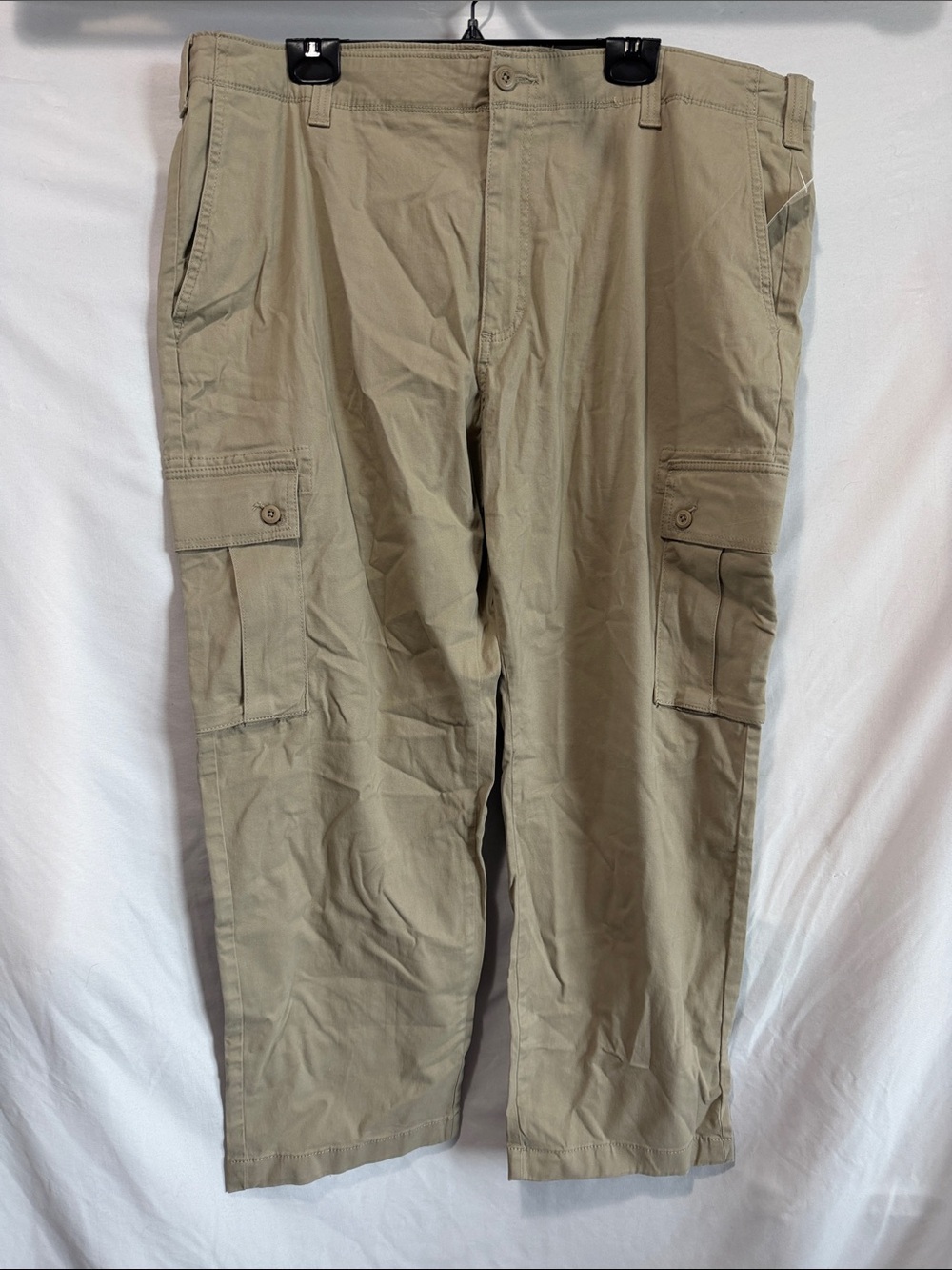 Amazon Essentials Men's Cargo Pants in Khaki